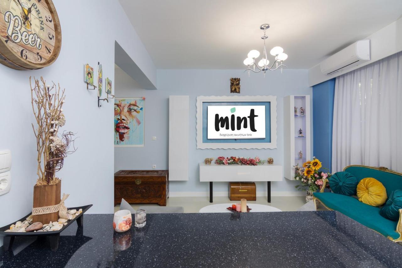 Wonderful Renovated Apartment With Private Patio Athen Exterior foto